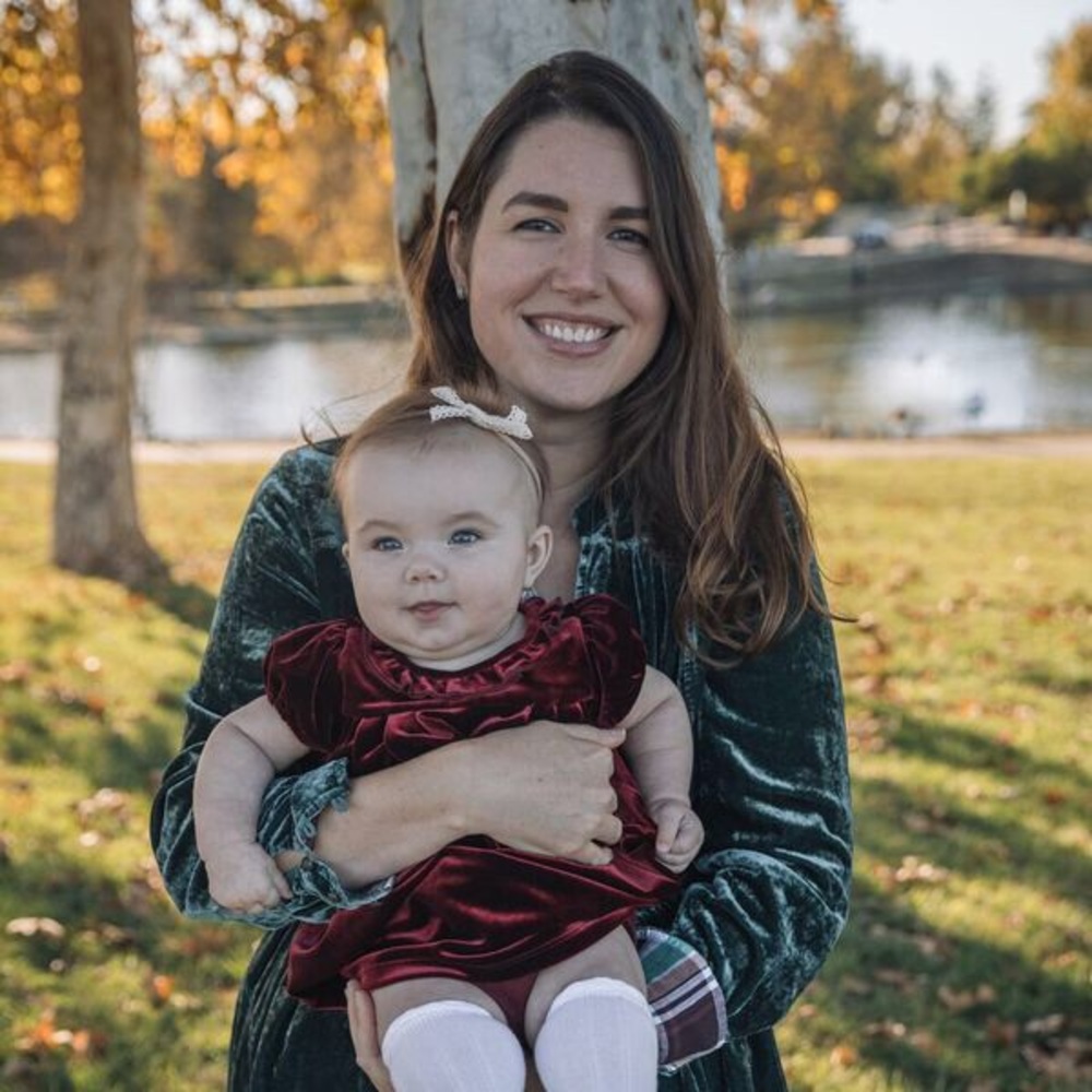 Meet your Posher, Alexandra